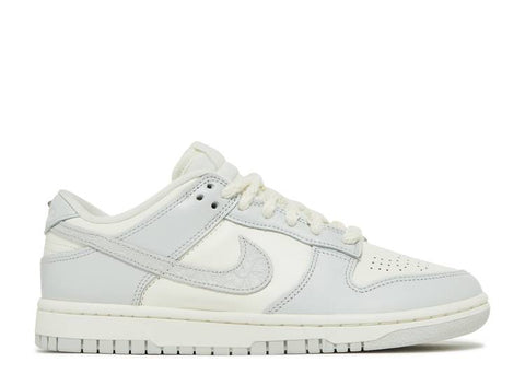 WMNS NIKE DUNK LOW "NEEDLEWORK" FJ4553 133