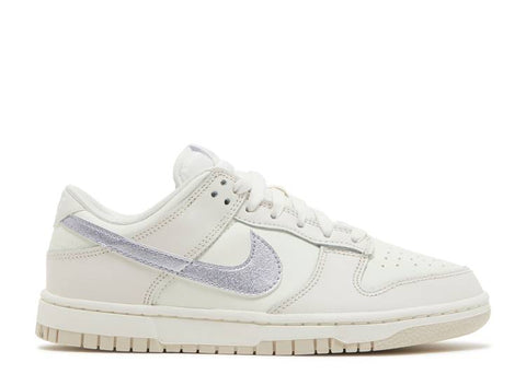 W and Nike Dunk Low Ess Trend "SAIL OXYGEN PURPLE" DX5930 100