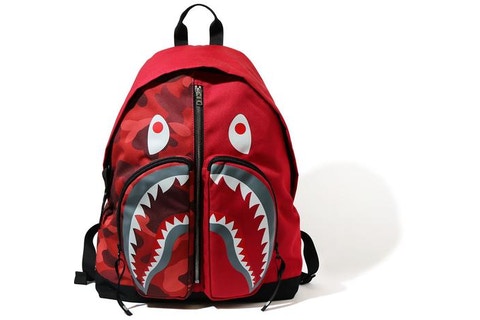 AKMASK 17inch Shark Backpack Red Camouflage 3D Print Laptop Backpack Lightweight Casual Daypack Bookbag